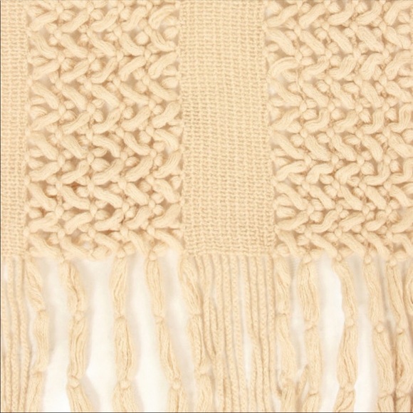 Knitted Cream Colored Poncho - Picture 2 of 4